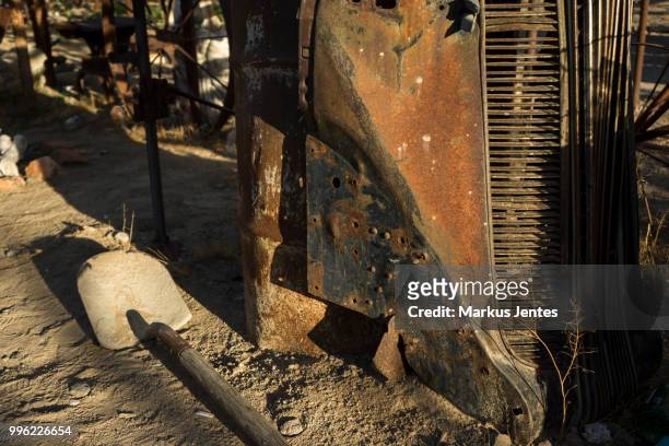 rust and the shovel - demolition film 2015 stock-fotos und bilder
