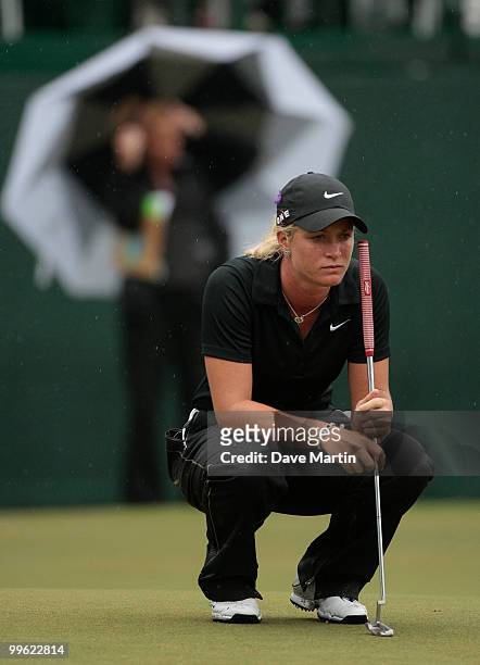 Suzann Pettersen of Norway lines up her putt on the18th hole during a sudden death playoff against Se Ri Pak and Brittany Lincicome in the Bell Micro...