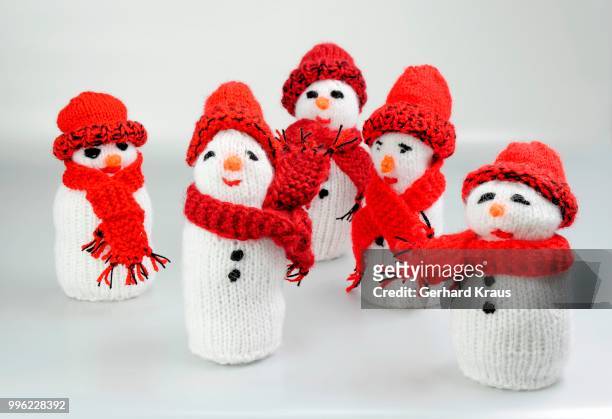snowmen, hand-knitted - kraus stock pictures, royalty-free photos & images