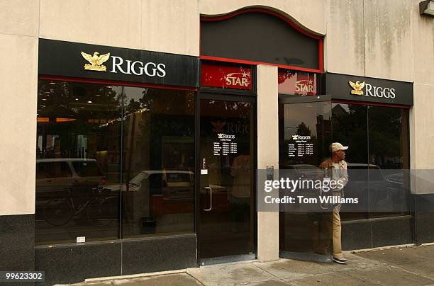 The Riggs 466 The Riggs Bank Stock Photos, High-Res Pictures, and Images - Getty ...