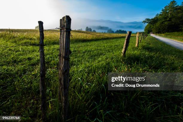 cades cove - cades cove stock pictures, royalty-free photos & images