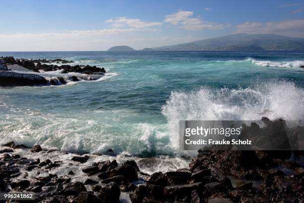 waves, areia funda, pico island, azores, portugal - areia 個照片及圖片檔
