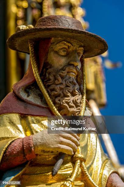 gothic saint figure of the church father st. jerome, schoener brunnen fountain, nuremberg, middle franconia, franconia, bavaria, germany - brunnen stock pictures, royalty-free photos & images