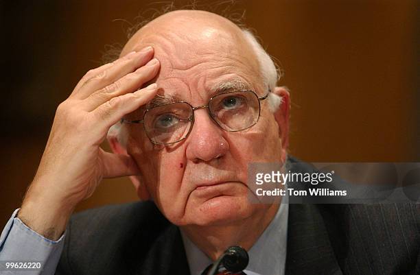 Paul Volcker, Independent Inquiry Committee into the UN Oil-for-Food Program, testifies before a Permanent Subcommittee on Investigations hearing on...