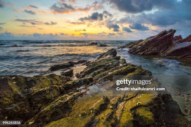 the.rock - shaifulzamri stockfoto's en -beelden