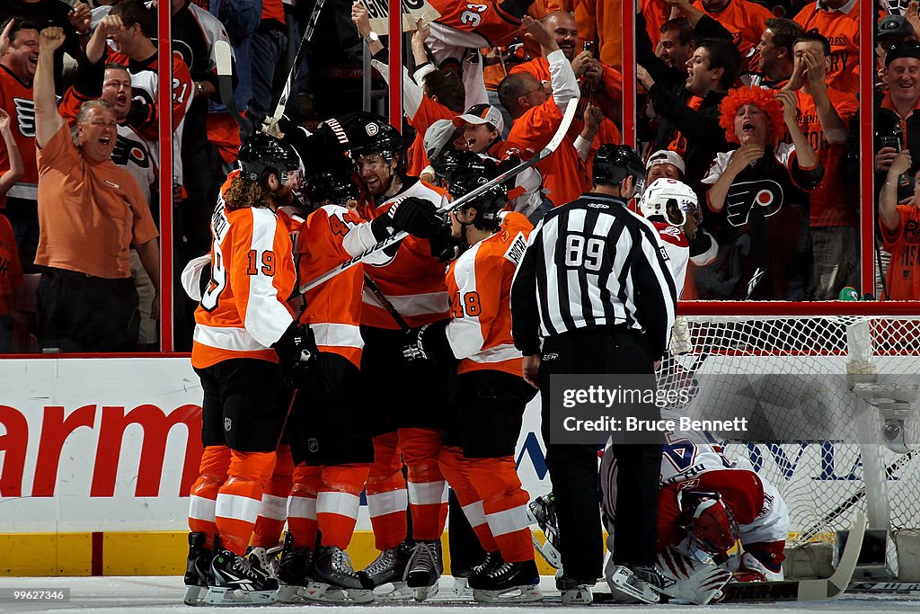 Montreal Canadiens v Philadelphia Flyers - Game One