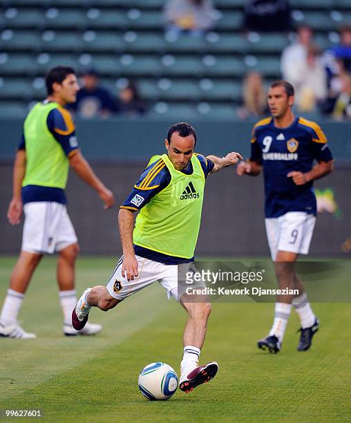 Landon Donovan of the Los Angeles Galaxy warms up before the start of the MLS soccer match against Toronto FC on May 15, 2010 at the Home Depot...
