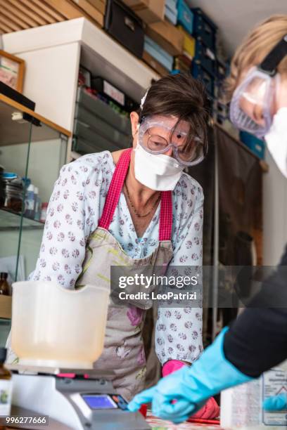 handmade soap making workshop in a studio - leopatrizi stock pictures, royalty-free photos & images