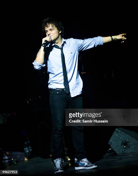 Jamie Cullum performs at the London Palladium on May 16, 2010 in London, England.