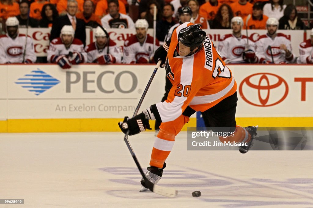 Montreal Canadiens v Philadelphia Flyers - Game One
