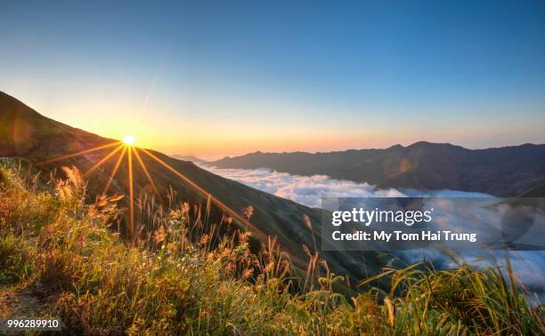 ta xua, bac yen, son la, vietnam - son la stock pictures, royalty-free photos & images