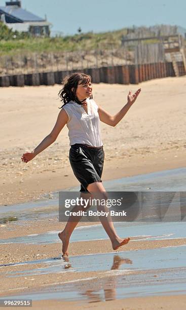 Ginnifer Goodwin on location for "Something Borrowed" on May 16, 2010 in Amagansett, New York.