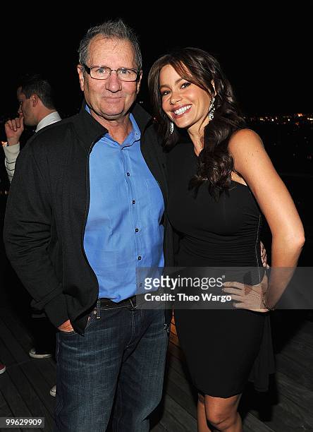 Actors Ed O'Neill and Sofia Vergara attend the NY Upfronts celebration with Entertainment Weekly and 20th Century Fox Television at Cooper Square...