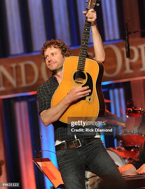 Singer/Songwriter Dierks Bentley performS during the Music City Keep on Playin' benefit concert at the Ryman Auditorium on May 16, 2010 in Nashville,...