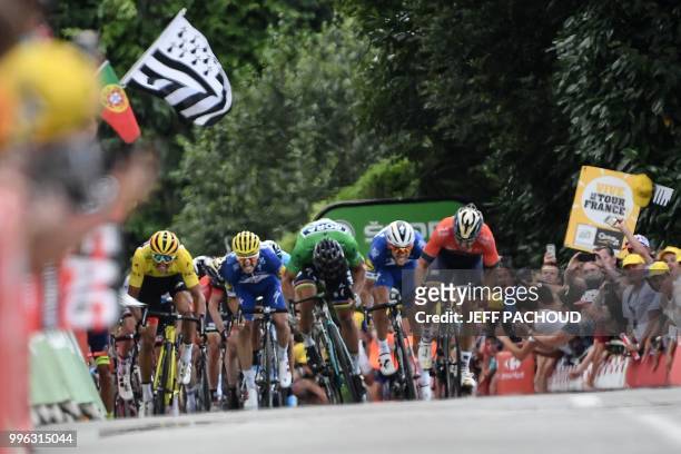 Slovakia's Peter Sagan sprints in the last meters to win ahead of Italy's Sonny Colbrelli and Belgium's Philippe Gilbert the fifth stage of the 105th...