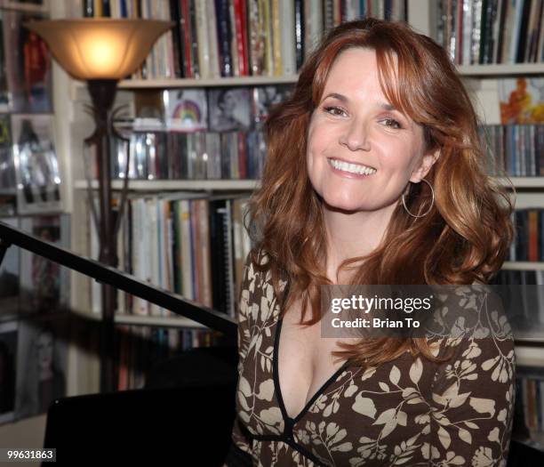 Lea Thompson attends 2010 Festival of New American Musicals opening celebration on May 16, 2010 in Toluca Lake, California.