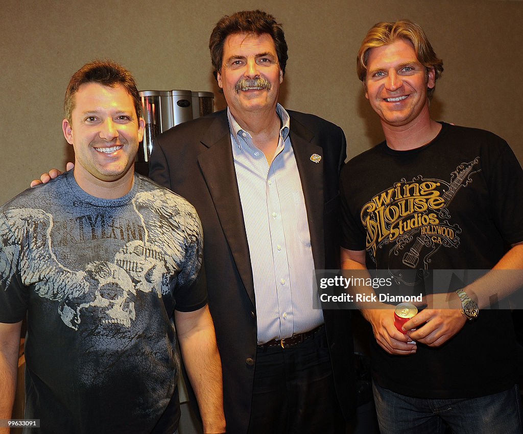"Music City Keep On Playin'" Benefit Concert - Show