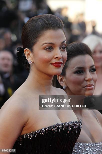 Indian model Aishwarya Rai and US model and actress Eva Longoria arrive for the screening of the film "Tournee" presented in competiton at the 63rd...