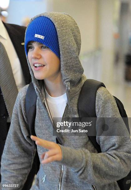 Singer songwriter Justin Bieber Sighting at Narita International Airport on May 17, 2010 in Narita, Japan.