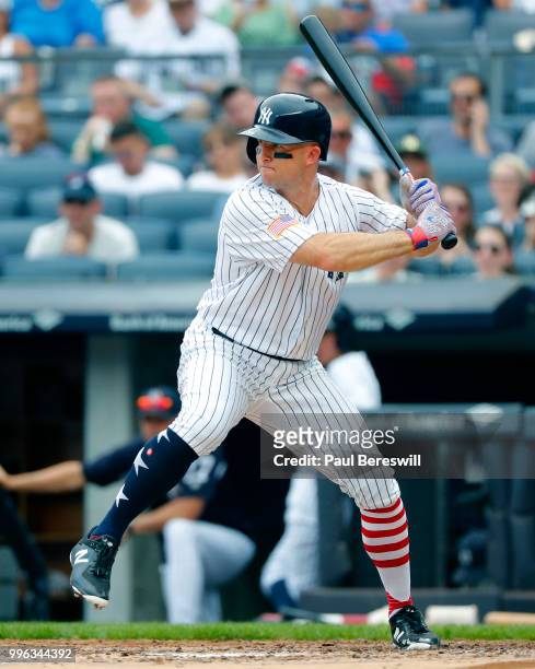 Brett Gardner of the New York Yankees bats in an interleague MLB baseball game against the Atlanta Braves on July 4, 2018 at Yankee Stadium in the...