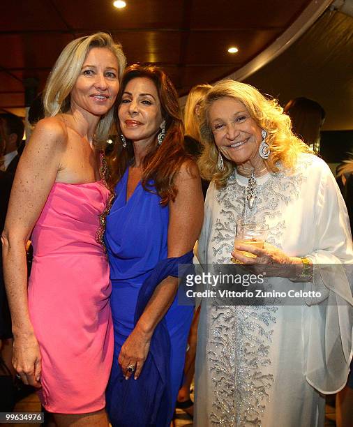 Marta Marzotto, Maria Luisa Agnese and guest attend the �Black Moon Benefit Gala� for the Mandela Foundation, hosted by Lancia on board of the...