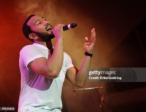 John Legend performs at the GULF AID benefit concert at Mardi Gras World River City on May 16, 2010 in New Orleans, Louisiana.