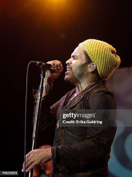 Lenny Kravitz performs at the GULF AID benefit concert at Mardi Gras World River City on May 16, 2010 in New Orleans, Louisiana.