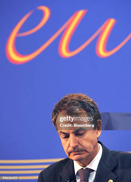 Jose Luis Rodriguez Zapatero, Spain's prime minister, pauses during a news conference during the European Union-Latin American summit in Madrid,...