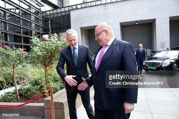 French Minister of economy, Bruno Le Maire and the German Economy Minister Peter Altmaier attend a joint meeting with on July 11, 2018 in Paris,...