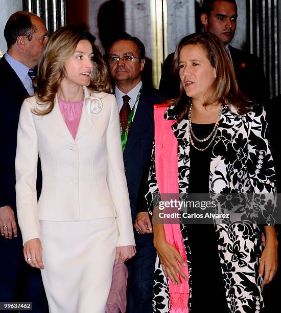 Princess Letizia of Spain and Margarita Zavala attend "I Foro Espana Mexico" at the Cervantes Institute on May 17, 2010 in Madrid, Spain.