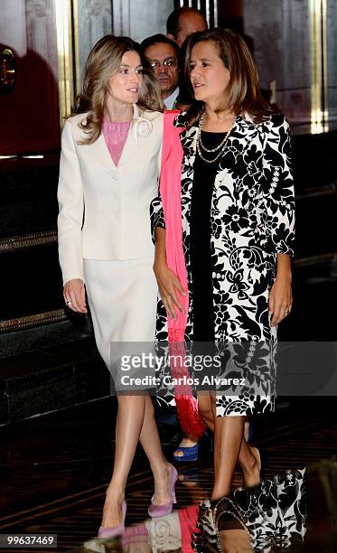 Princess Letizia of Spain and Margarita Zavala attend "I Foro Espana Mexico" at the Cervantes Institute on May 17, 2010 in Madrid, Spain.