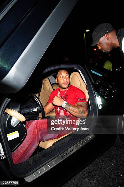 Rapper Flo Rida arrives at Club Play on May 13, 2010 in Miami Beach, Florida.
