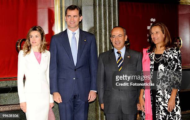 Princess Letizia of Spain, Prince Felipe of Spain, Mexican President Felipe Calderon and his wife Margarita Zavala attend the opening of the 'I Foro...