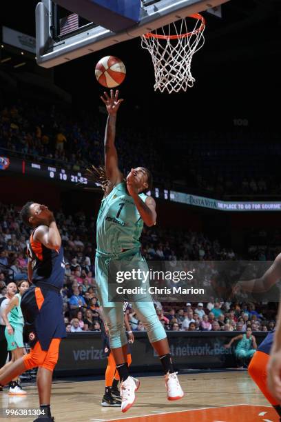 Shavonte Zellous of the New York Liberty goes to the basket against the Connecticut Sun on July 11, 2018 at the Mohegan Sun Arena in Uncasville,...