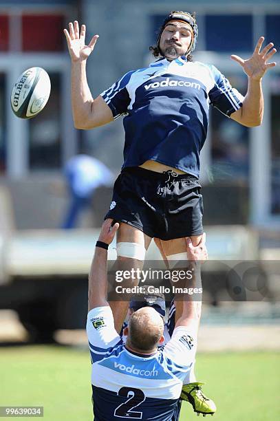 Victor Matfield in action during the Vodacom Bulls training session from Loftus Versfeld, B Field on May 17, 2010 in Pretoria, South Africa.