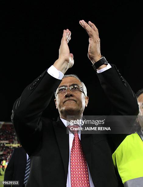 Mallorca's coach Gregorio Manzano celebrates after Mallorca qualified for the Europa League after winning their Spanish League football match against...