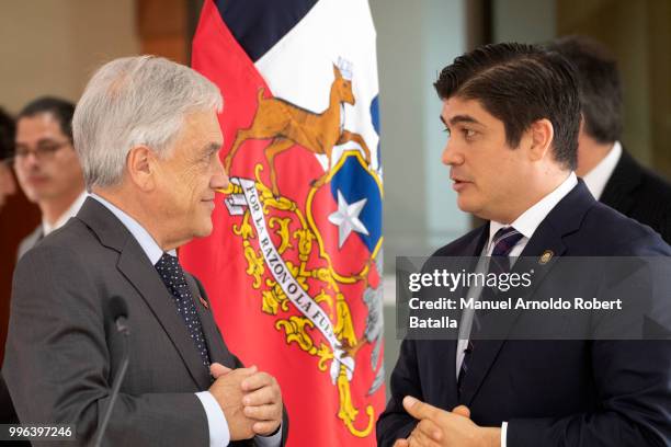 President of Costa Rica Carlos Alvarado and President of Chile Sebastian Pinera talk prior a press conference as part of an Official Visit to Costa...