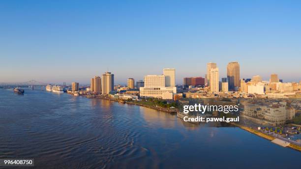 aerial view of mississippi river and new orleans - louisiana - gulf coast states imagens e fotografias de stock