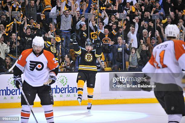 Michael Ryder of the Boston Bruins scores a goal against the Philadelphia Flyers in Game Seven of the Eastern Conference Semifinals during the 2010...