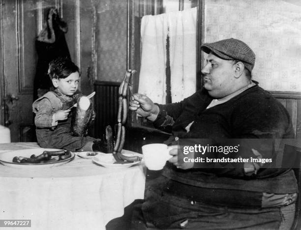 Joe Raggio 190 Heaviest Child Stock Photos, High-Res Pictures, and Images - Getty ...