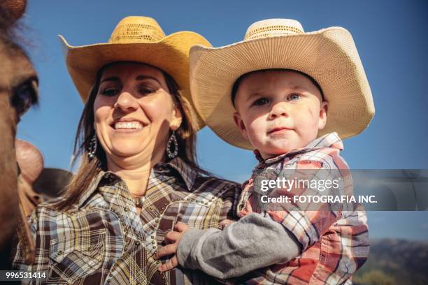 utah cowgirl mother and baby - fotografia stock pictures, royalty-free photos & images