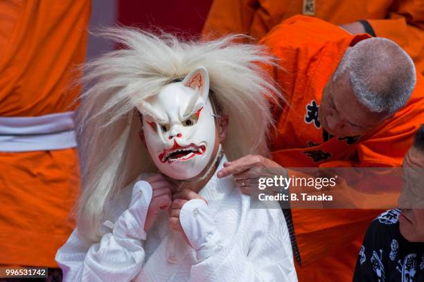 Spring Fesitval Mask Guy Fox Mask Photos and Premium High Res Pictures - Getty Images