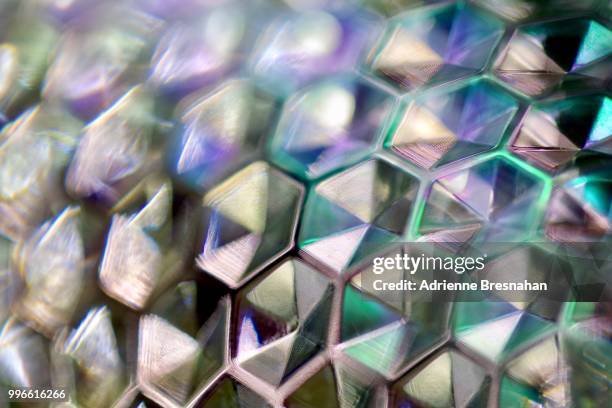 honeycomb glass surface - chemistry macro stock-fotos und bilder