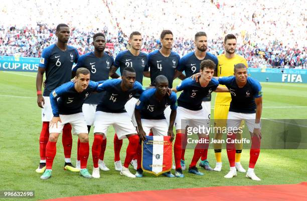 Team France poses before the 2018 FIFA World Cup Russia Round of 16 match between France and Argentina at Kazan Arena on June 30, 2018 in Kazan,...