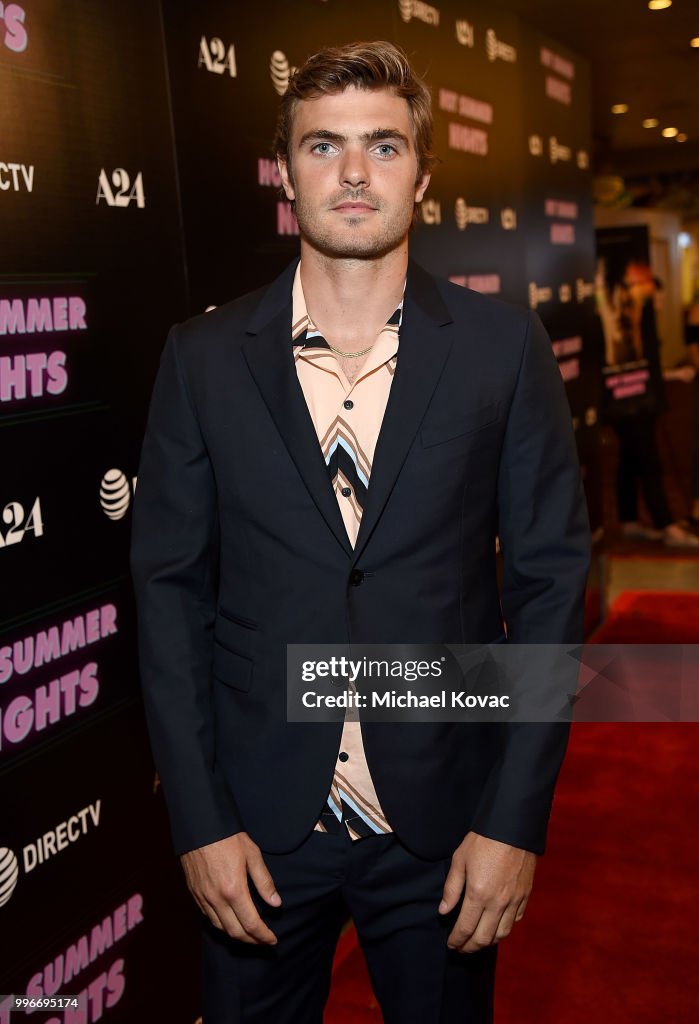 Alex Roe Wallpaper Actor Alex Roe attends the Los Angeles Special Screening of