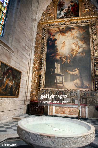 The Vision de San Antonio, a 1656 painting by Bartolomé Esteban Murillo which was ripped and stolen from the Seville cathedral in 1874 before later...