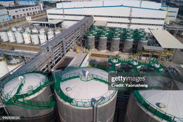 aerial view of a lubricants production plant,base oil and additive storage tank - yaorusheng stock pictures, royalty-free photos & images