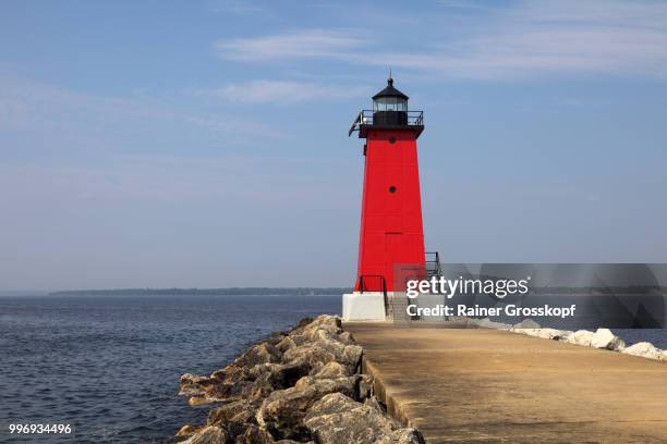 manistique east breakwater light (1916) - 1916 2015 stock pictures, royalty-free photos & images