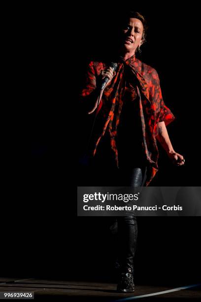 Alanis Morissette perform on stage at Auditorium Parco Della Musica on July 9, 2018 in Rome, Italy.