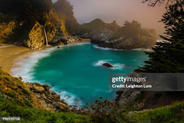 mcway falls - mcway wasserfall stock-fotos und bilder